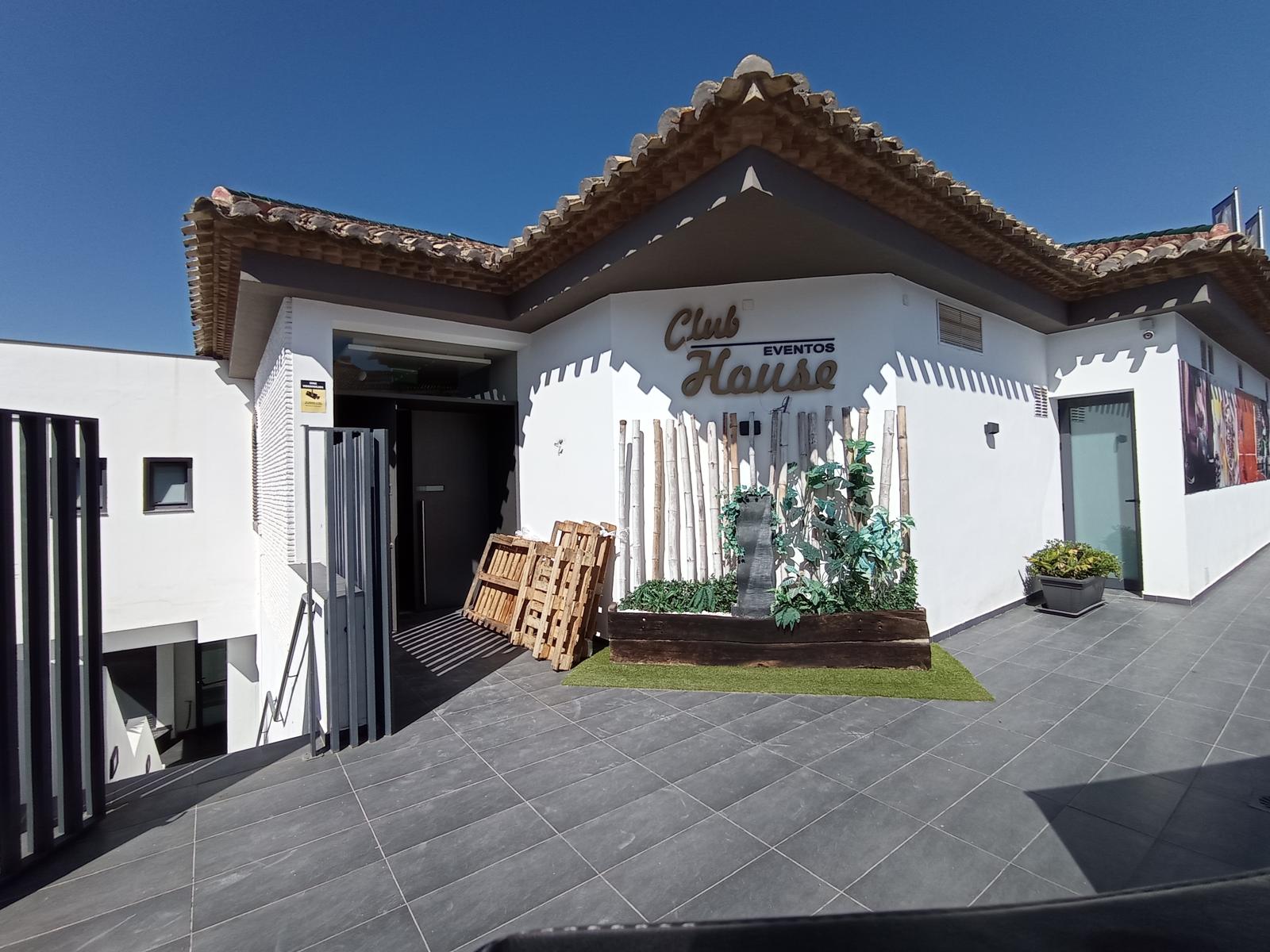 WhatsApp Image 2026-02-04 at 09.56.15